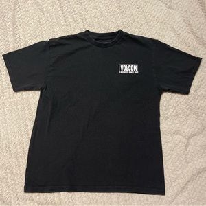 MEN’S VOLCOM SHORT SLEEVE